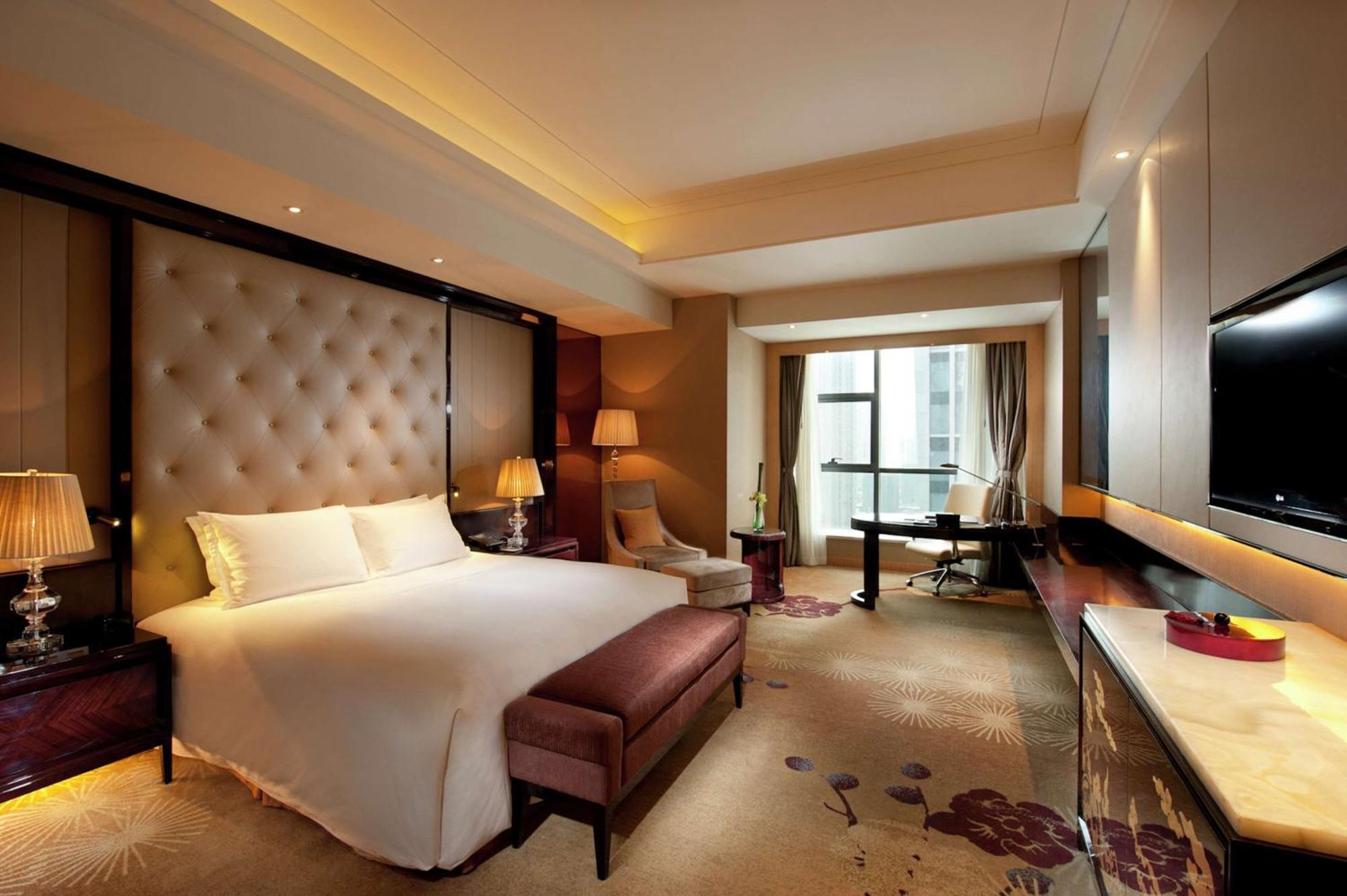Hilton Nanjing Hotel 5*