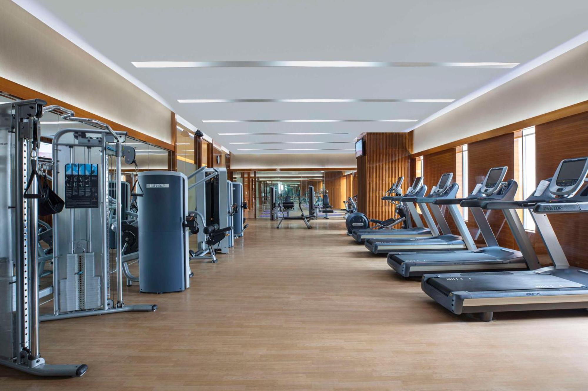Hilton Nanjing 5*